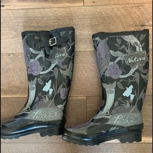 The Sak Fur Lined Rain Boots